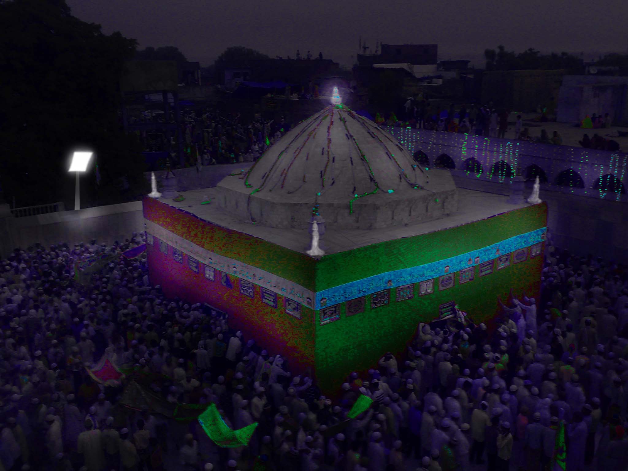 Dargah Hazrat Syed Badiuddin Zinda Shah Qutbul Madar (RA)